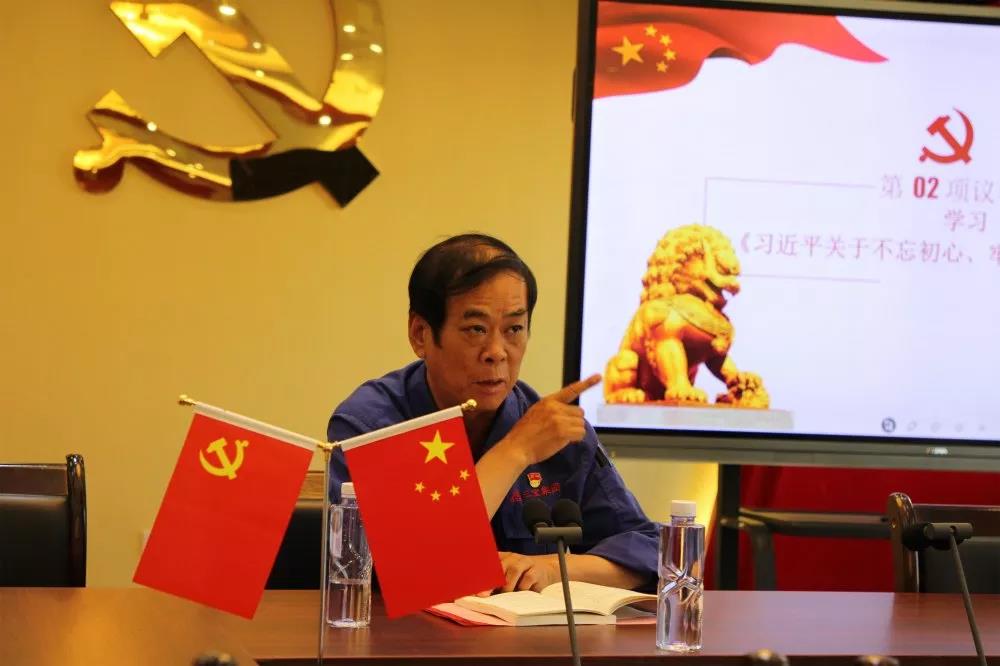 黨員立潮頭，領(lǐng)跑當(dāng)先鋒｜陳曉華：肩負安環(huán)使命，為企業(yè)保駕護航